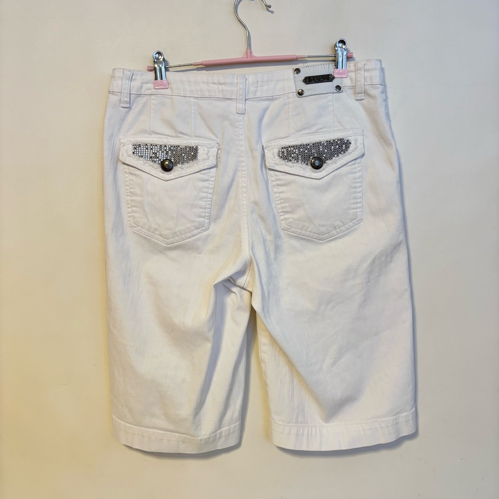 Lux Nation Y2K Embellished Rhinestone Bermuda Midi Shorts White Womens Size 10